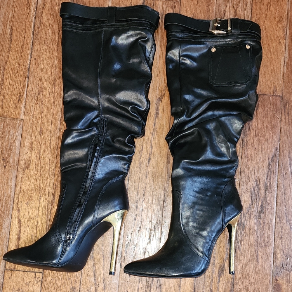 Buckle Black and Gold Knee Boots